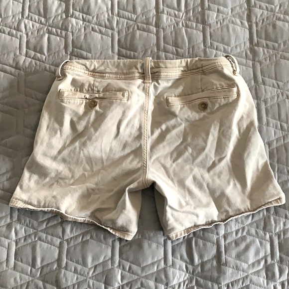 American Eagle Tan Shorts - Picture 2 of 4